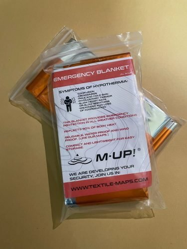Manta térmica para emergencias en montaña
